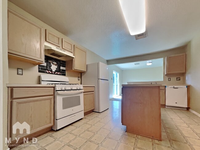 Building Photo - 22702 Sherioaks Ln