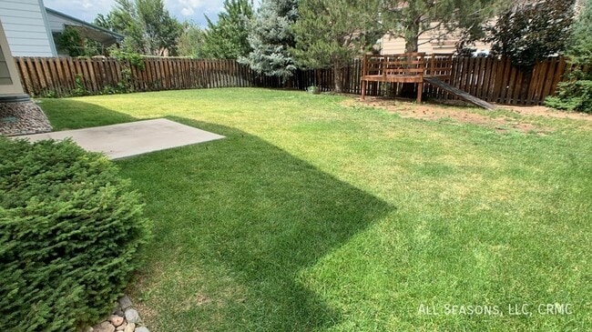 Building Photo - 1334 S Canoe Creek Dr