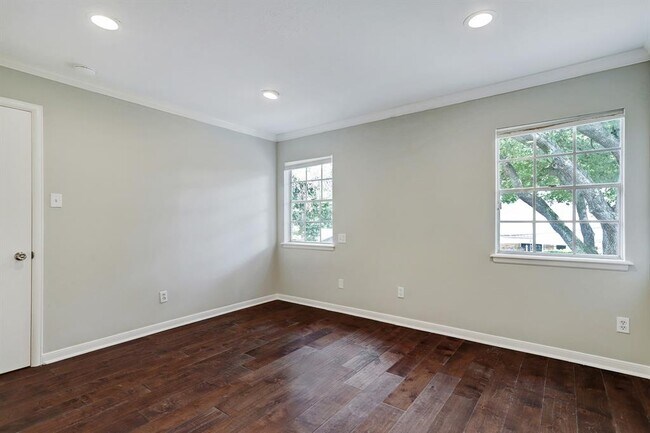 Building Photo - 12303 Broken Bough Dr