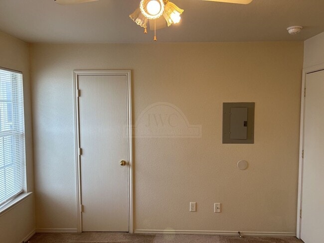 Building Photo - 1614 Inca Dr