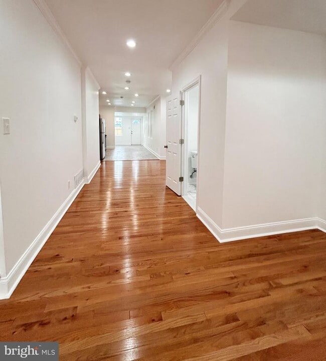 Building Photo - 1241 Orthodox St