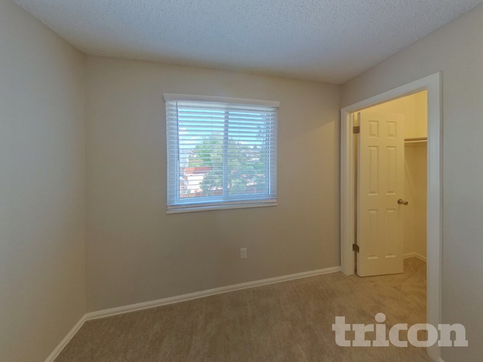 Building Photo - 4868 Irving Dr