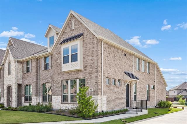 Building Photo - 7035 Granbury Ln