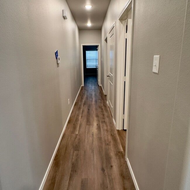 Building Photo - 1225 Preston Trails