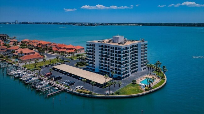 Building Photo - 240 Sand Key Estates Dr
