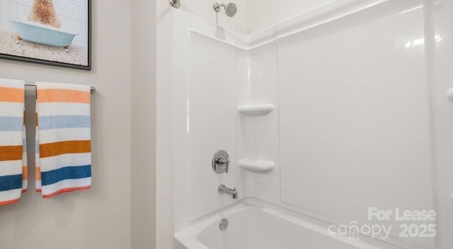 Building Photo - 1748 Marglyn Dr