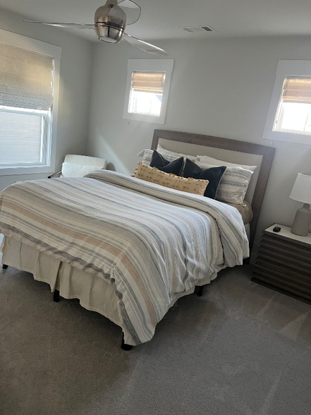 Building Photo - 40 Elmsley Rd