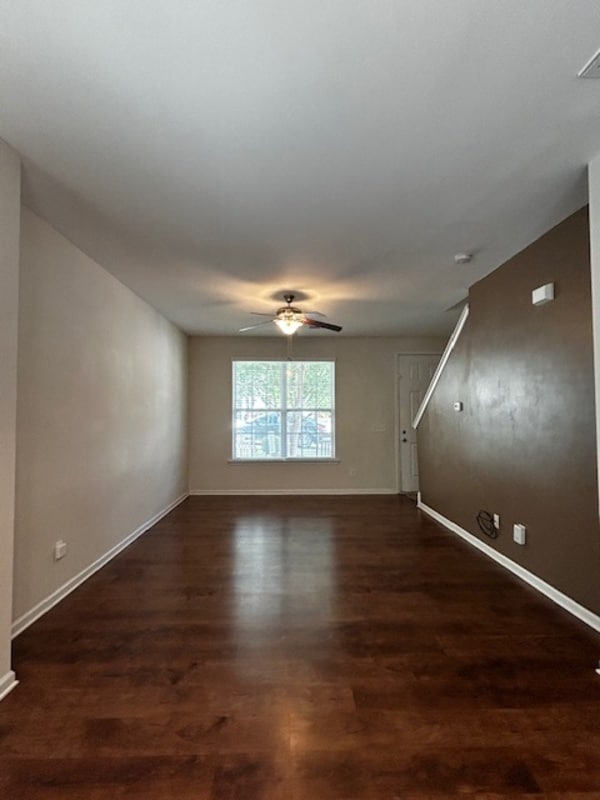 Building Photo - 257 Chesterton Dr