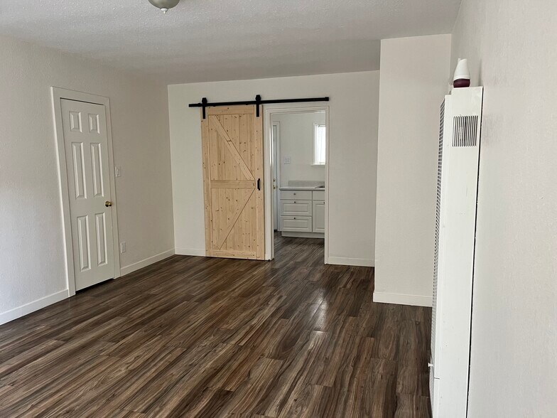 Building Photo - 16016 S Harvard Blvd