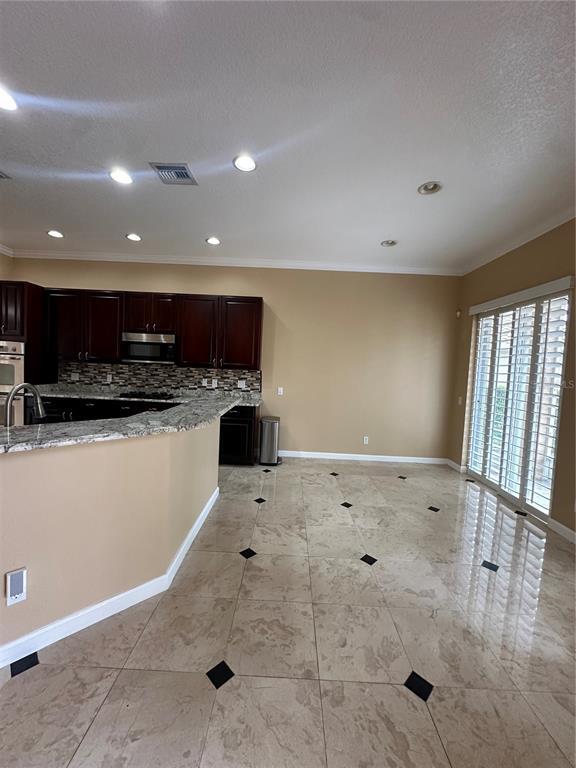 Building Photo - 7729 Aralia Way