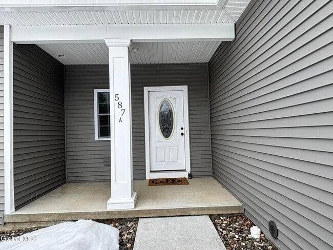 Building Photo - 587A Grooms Rd