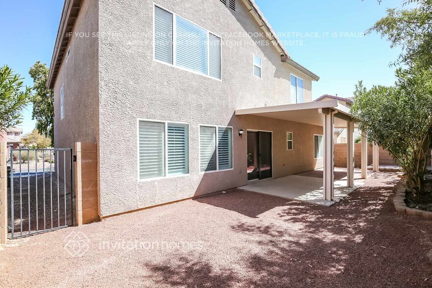 Building Photo - 5349 N Santa Fe Heights St
