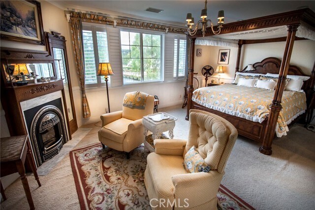 Building Photo - 27016 Island