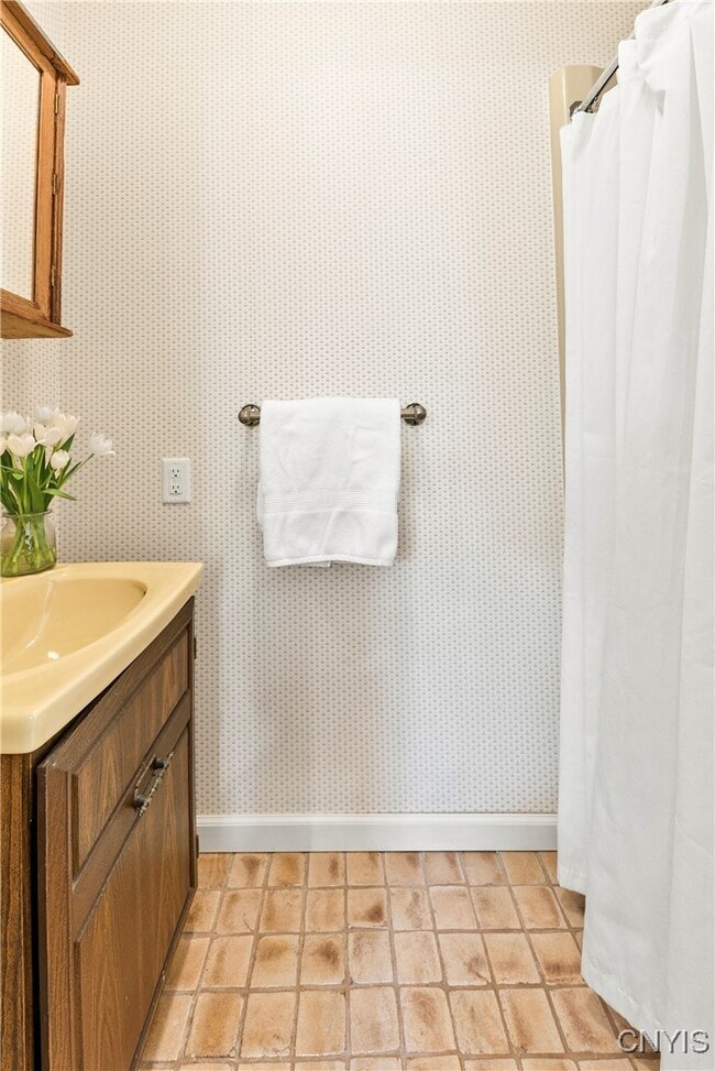 Building Photo - 18 E Genesee St