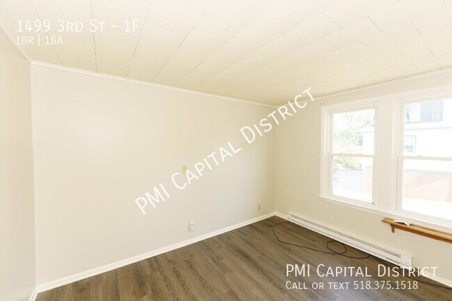 Building Photo - 1499 3rd St