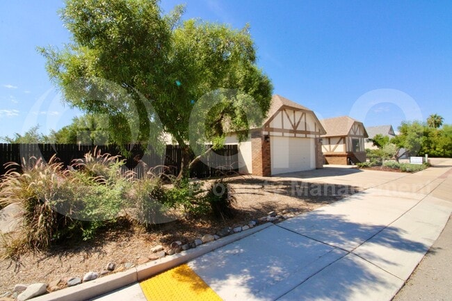Building Photo - 4311 W Sungate Pl