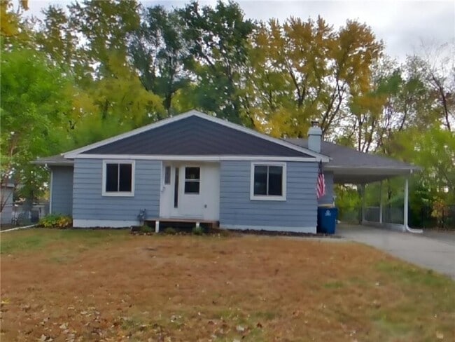 Primary Photo - 5406 Utah Ave N