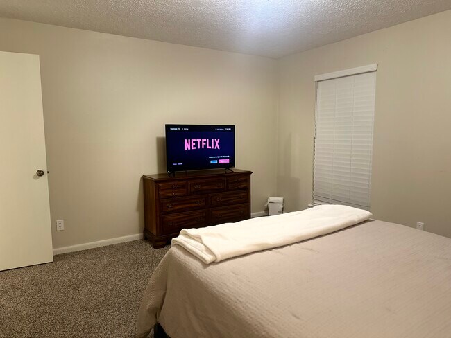 Master bedroom - 4806 Havenwoods Dr