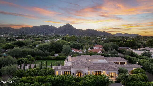 Building Photo - 7730 N Mockingbird Ln