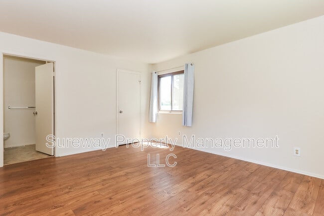 Building Photo - 1107 Woodhollow Dr
