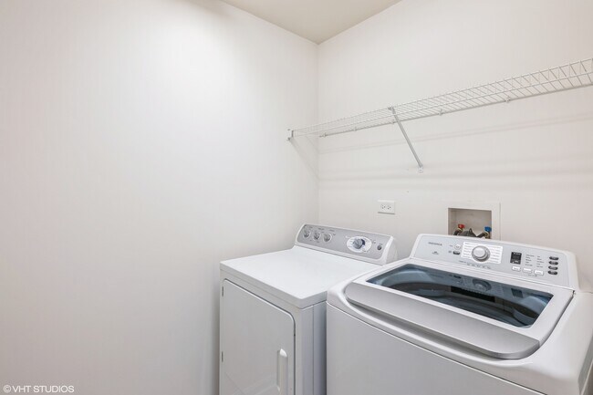 Building Photo - 3404 Neubauer Circle