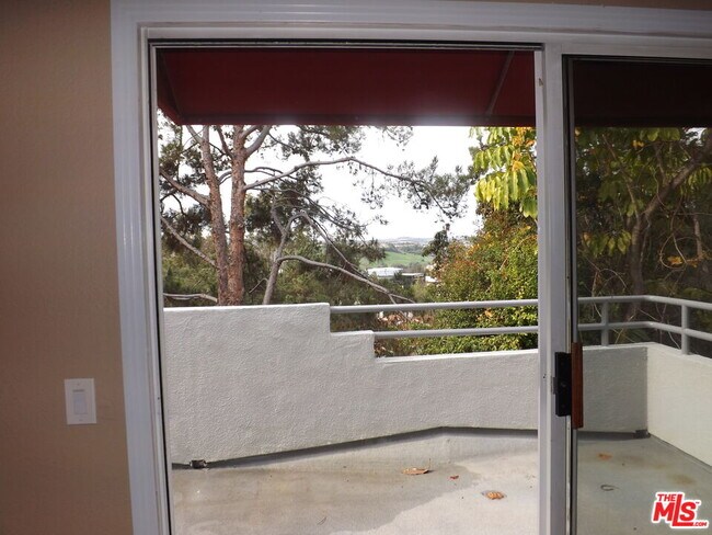 Building Photo - 26953 Jasper