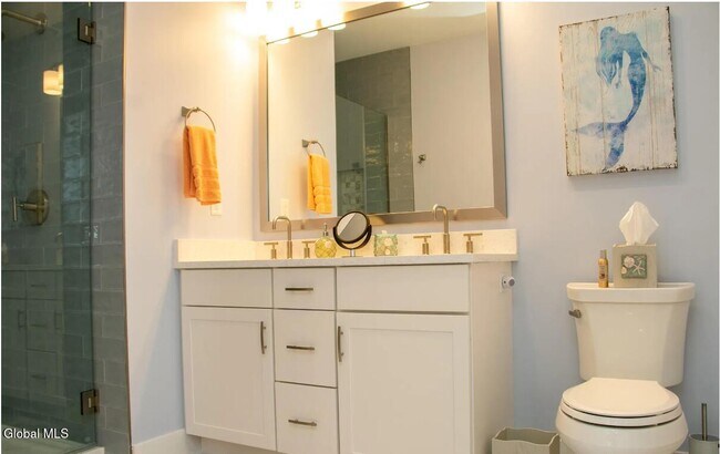 Building Photo - 116 West Ave