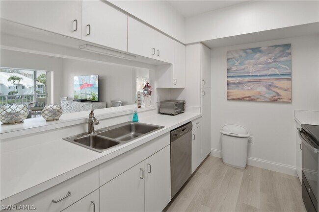 Building Photo - 784 Willowbrook Dr