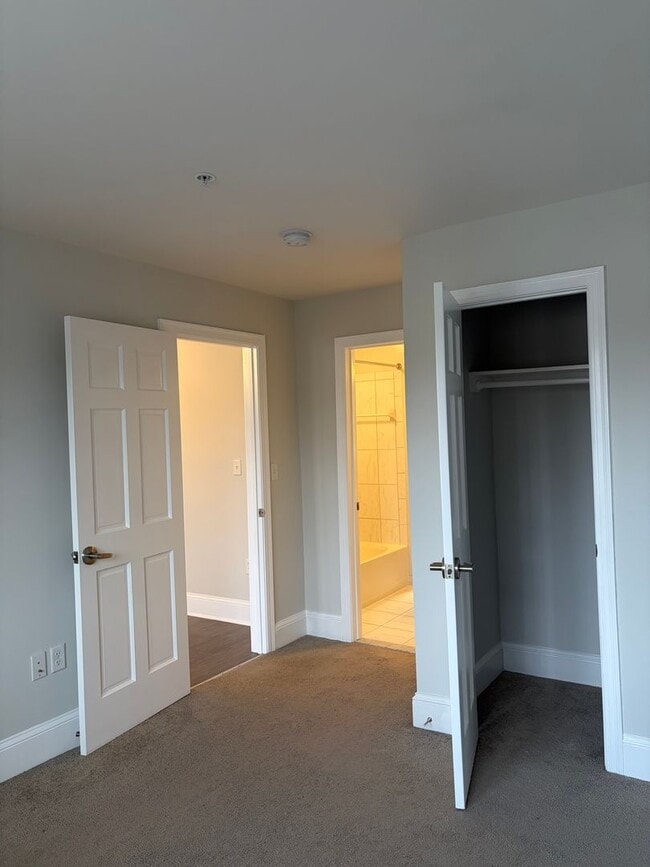 Building Photo - 3300 Rhode Island Ave