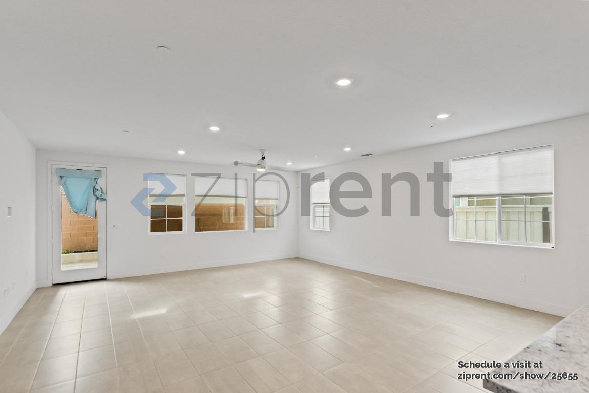 Building Photo - 6991 Seraphina Dr