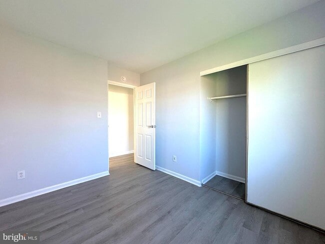 Building Photo - 9528 Hagel Cir