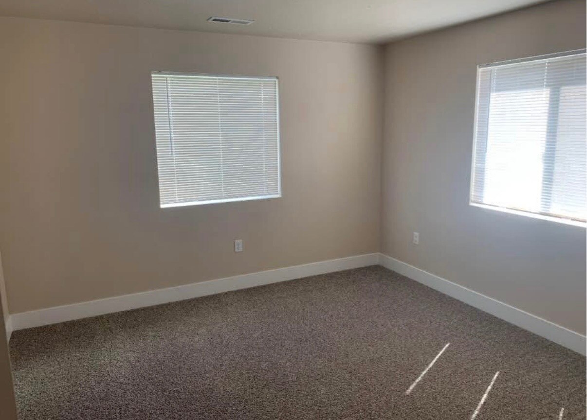 Building Photo - 3050 Maia Jane Ln