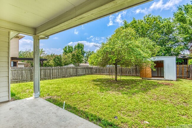 Building Photo - 2637 Gallant Fox Dr