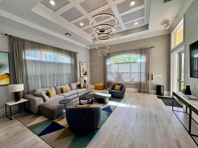 Building Photo - 9857 Baywinds Blvd