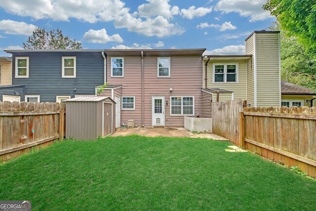Building Photo - 4000 Sand Wedge Cir