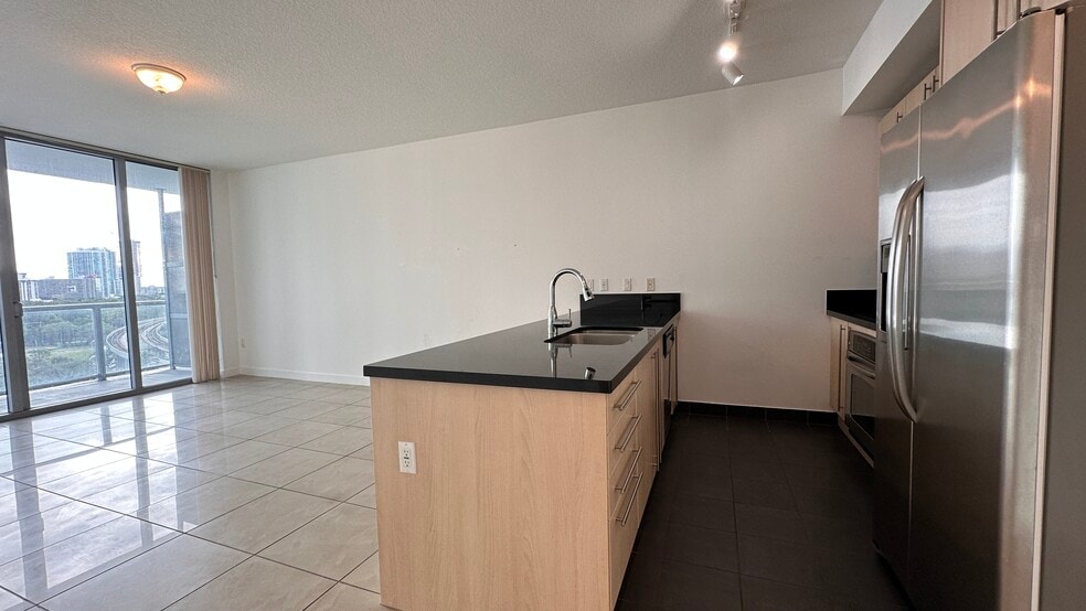 Building Photo - 79 SW 12th St