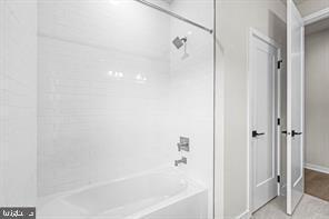 Building Photo - 72 Alroy Rd