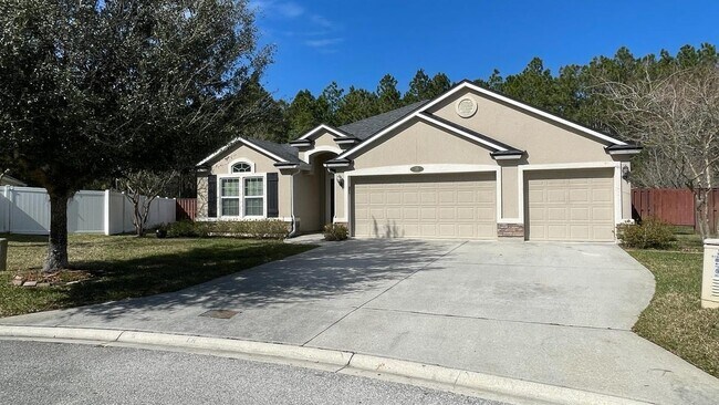 Building Photo - 344 Pine Bluff Dr
