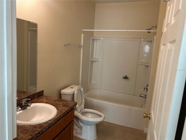 Building Photo - 1995 Erving Cir