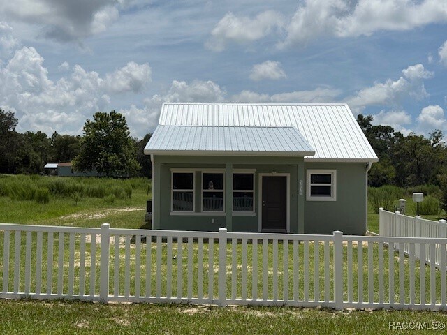 Primary Photo - 5838 W Green Acres St
