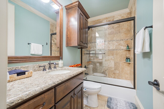 Building Photo - 1610 Olympic Drive