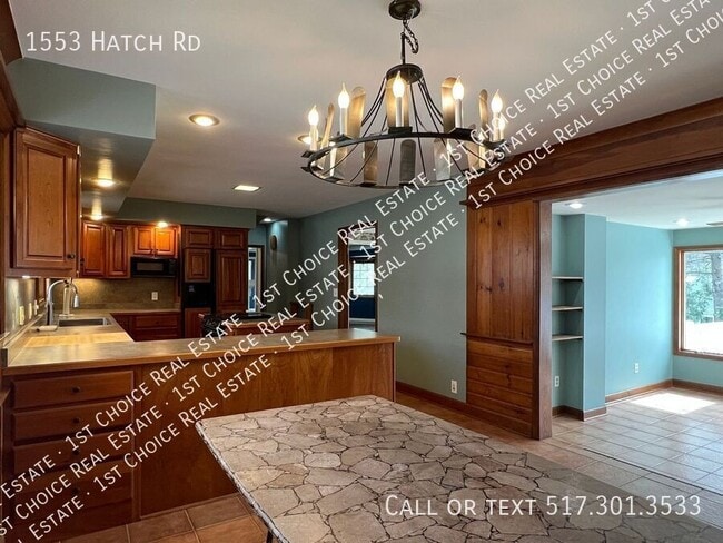 Building Photo - 1553 Hatch Rd