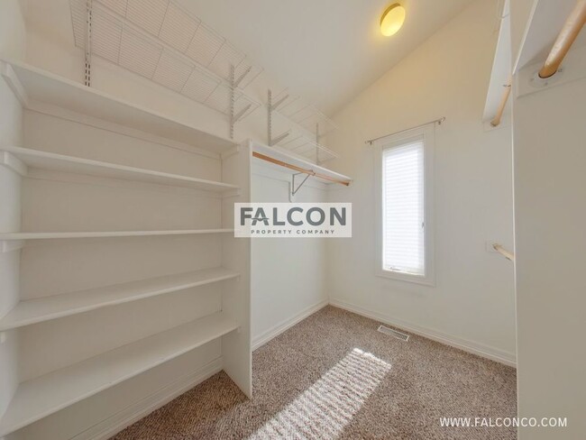 Building Photo - 8369 Twinberry Point