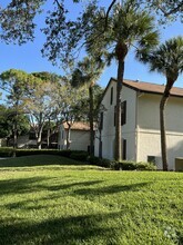 Building Photo - 3211 Jog Park Dr