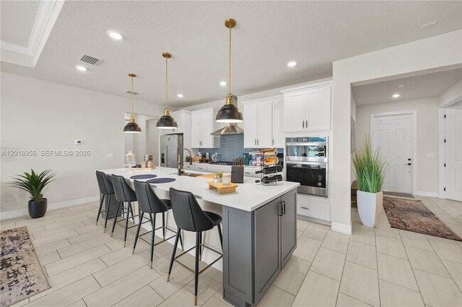 Building Photo - 4549 Pinehurst Trl W