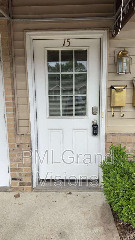 Building Photo - 1306 Arthur Ave