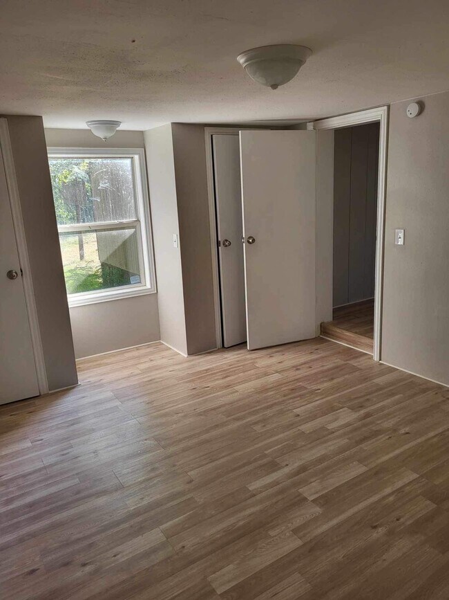 Building Photo - 2607 Co Rd 3204