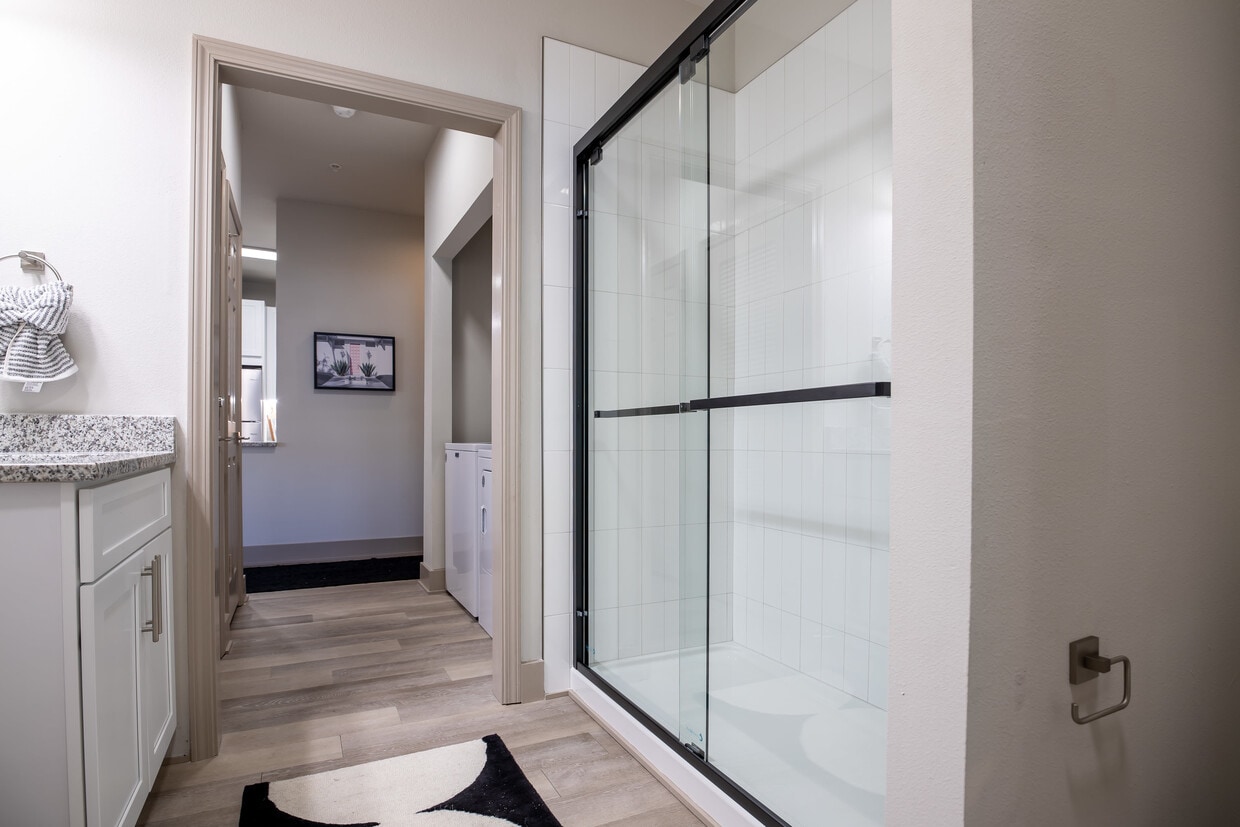 Cortland Mallard Creek - 500 Solano Dr Charlotte NC 28262 | Apartment Finder