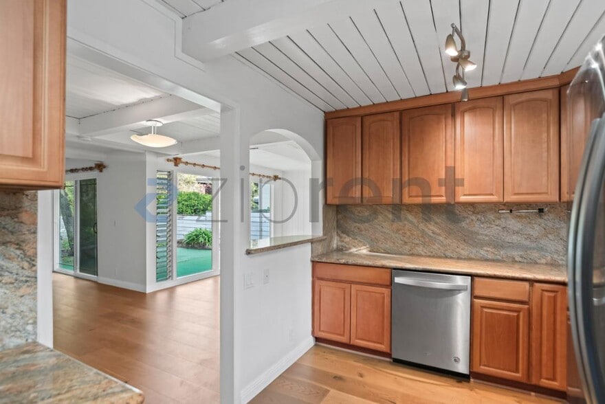 Building Photo - 4239 Ruthelma Ave