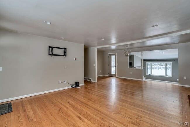 Building Photo - 22522 Duffy Rd